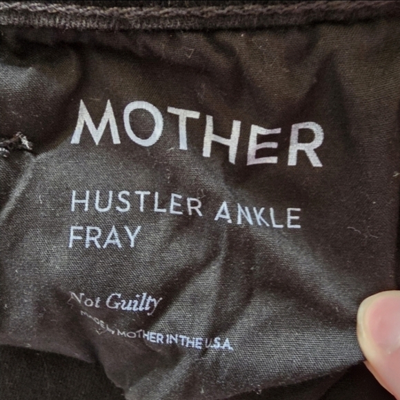 MOTHER The Hustler Ankle Fray Distressed Denim Jeans - Picture 4 of 12